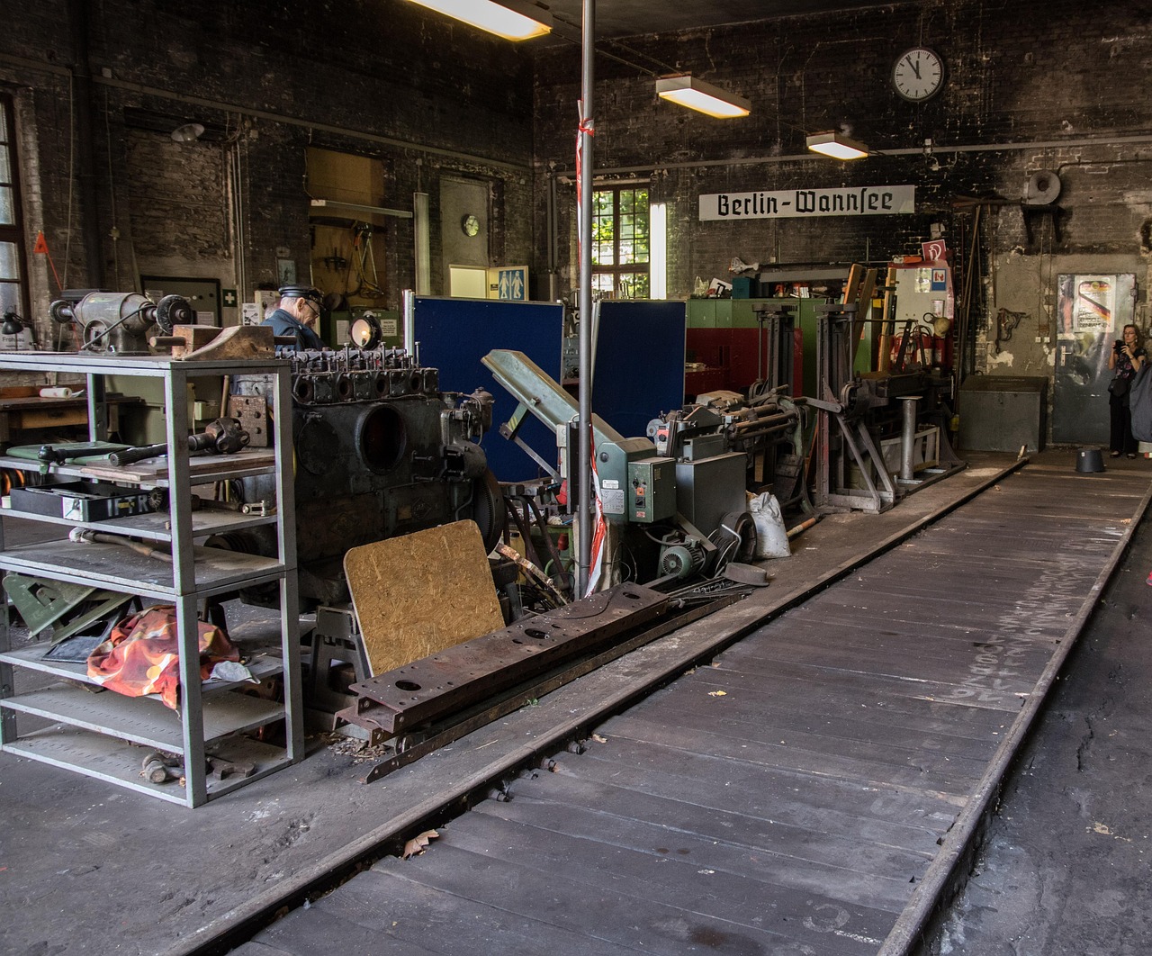 阿里通讯实名账号:流量卡的免费赠送和奖励活动:如何获取更多的流量